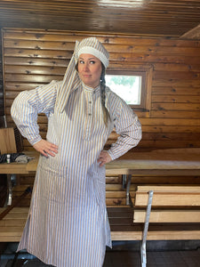 Sauna, mökki ja yömyssy